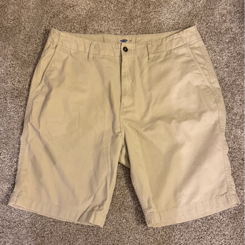 Old Navy Men's Tan Flat Front Shorts